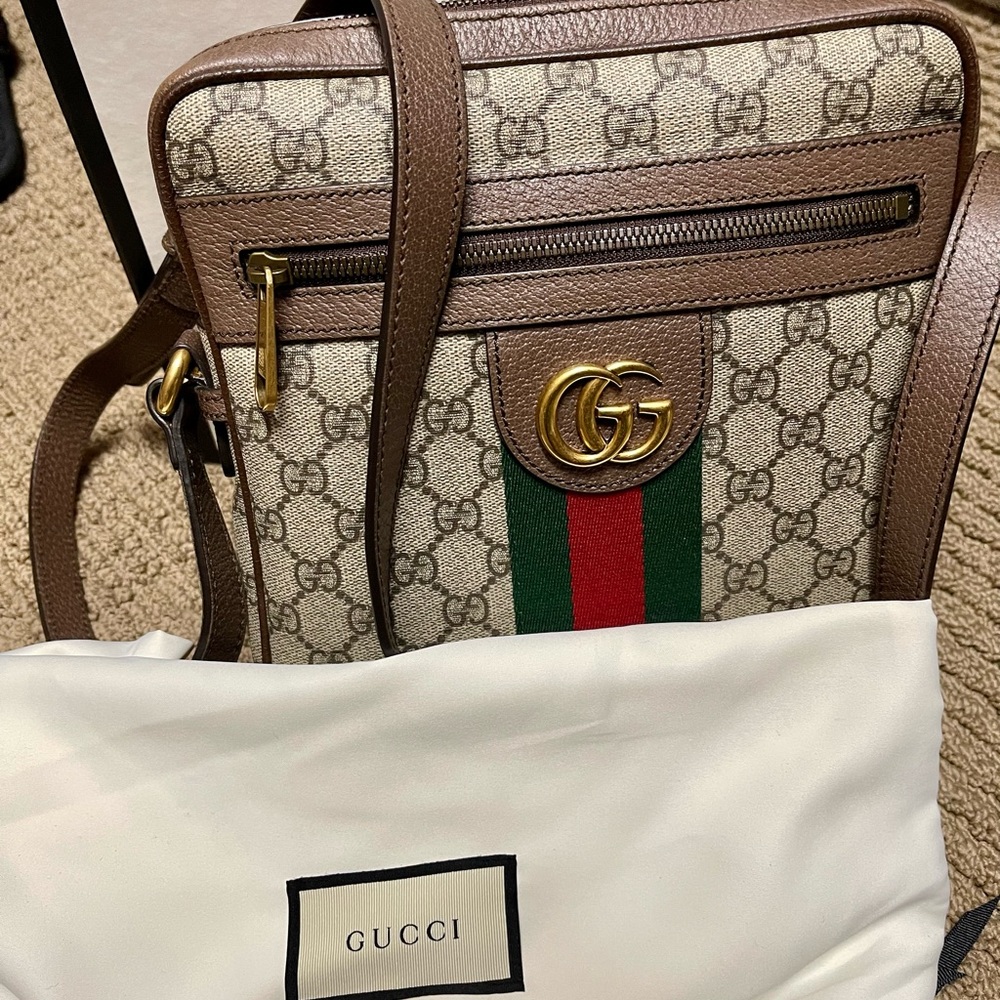 Gucci Ophidia GG small messenger bag